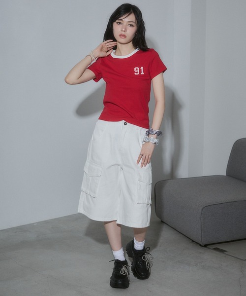 ENVYM(アンビー)の「ナンバリングリンガーTシャツ(Tシャツ/カットソー・レディース・チャコールグレー/ブラック/ホワイト/レッド・FREE)」の19枚目の写真