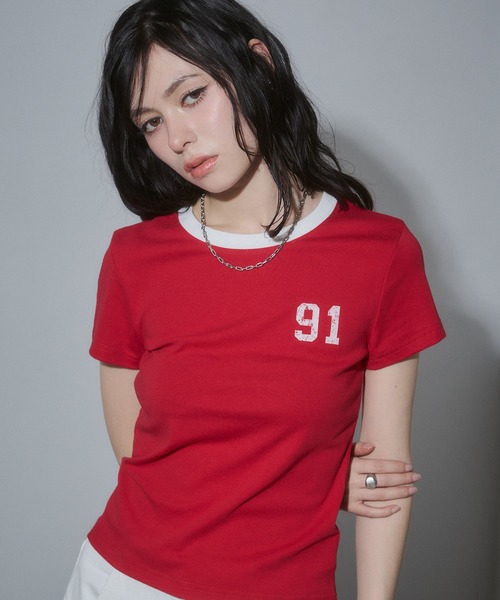ENVYM(アンビー)の「ナンバリングリンガーTシャツ(Tシャツ/カットソー・レディース・チャコールグレー/ブラック/ホワイト/レッド・FREE)」の18枚目の写真