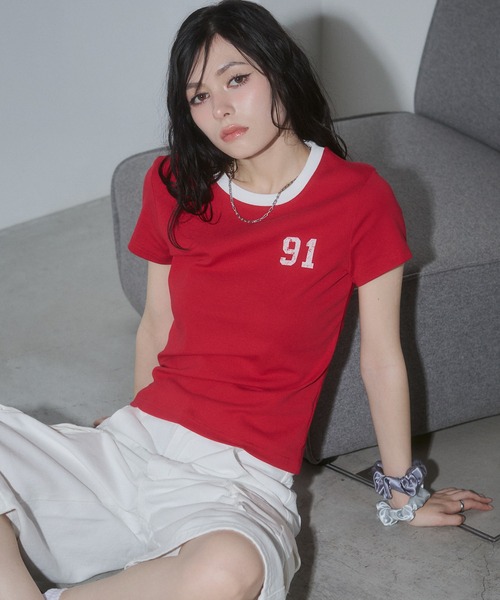 ENVYM(アンビー)の「ナンバリングリンガーTシャツ(Tシャツ/カットソー・レディース・チャコールグレー/ブラック/ホワイト/レッド・FREE)」の17枚目の写真