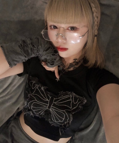 SOLLON.(ソルロン)の「バタフライTシャツ(Tシャツ/カットソー・レディース・ブラック・FREE)」の2枚目の写真