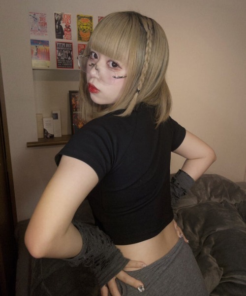 SOLLON.(ソルロン)の「バタフライTシャツ(Tシャツ/カットソー・レディース・ブラック・FREE)」の4枚目の写真