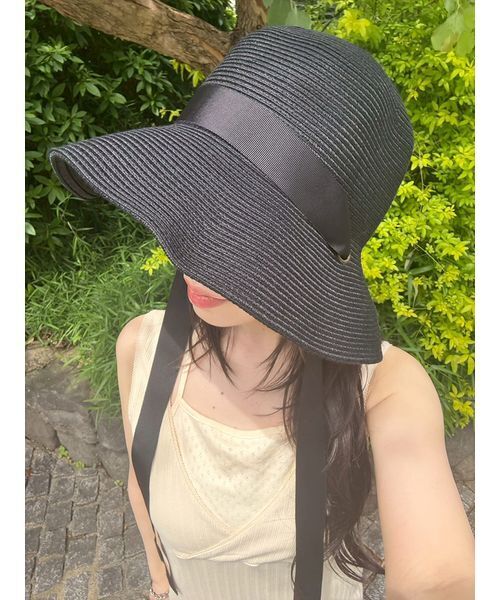 LILY BROWN(リリーブラウン)の「ナローリボンUVブレードハット(ハット・レディース・ベージュ/ブラック/ブラウン・F)」の1枚目の写真