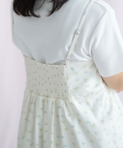 Ruwan yu(ルワンユー)の「小花柄バックシャーリングキャミチュニック(キャミソール・レディース・ホワイト・L/LL/3L/4L)」の21枚目の写真