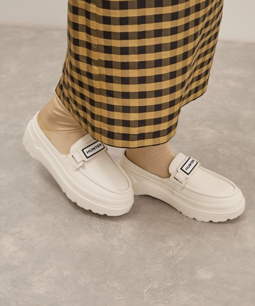 HUNTER(ハンター)の「【HUNTER for ADAM ET ROPE'】別注 LOAFER MULE(レインシューズ・レディース・キナリ/ブラック・23/24/25)」の4枚目の写真