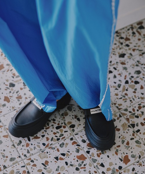HUNTER(ハンター)の「【HUNTER for ADAM ET ROPE'】別注 LOAFER MULE(レインシューズ・レディース・キナリ/ブラック・23/24/25)」の7枚目の写真