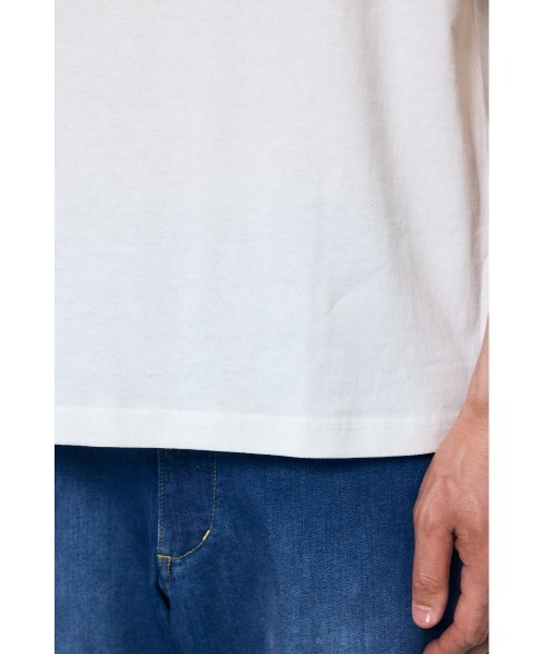 AZUL by moussy(アズールバイマウジー)の「ダブルロゴプリントTEE(Tシャツ/カットソー・メンズ・ホワイト/チャコールグレー/ブラック・LARGE/MEDIUM)」の12枚目の写真