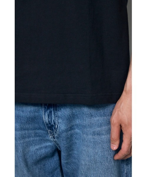 AZUL by moussy(アズールバイマウジー)の「ダブルロゴプリントTEE(Tシャツ/カットソー・メンズ・ホワイト/チャコールグレー/ブラック・LARGE/MEDIUM)」の21枚目の写真