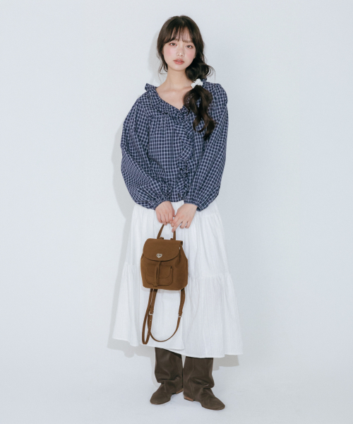 MELLOTORY(メロートリー)の「フリルネックチェックブラウス (2カラー)(シャツ/ブラウス・レディース・ライトブルー/ネイビー・FREE)」の2枚目の写真