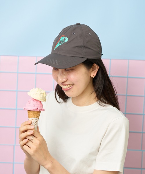 BIRTHDAY BAR(バースデイバー)の「B-DAYアイスクリーム 冷感キャップ(キャップ・レディース・ベージュ/ブラック・0)」の5枚目の写真