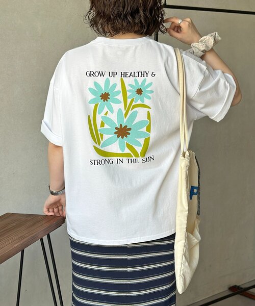 CPCM(シーピーシーエム)の「フラワープリントT(Tシャツ/カットソー・メンズ・ホワイト系その他/ホワイト系その他2/ホワイト・MEDIUM/LARGE)」の1枚目の写真