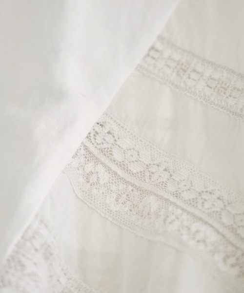 SALON adam et rope'(サロン アダム エ ロペ)の「【AAYUSHI(アユーシ)】バックスカーフハーフスリーブトップス(Tシャツ/カットソー・レディース・ホワイト/ブラック・FREE)」の22枚目の写真