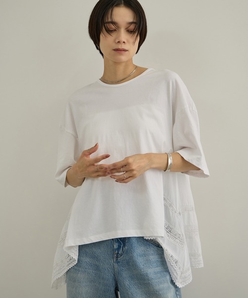 SALON adam et rope'(サロン アダム エ ロペ)の「【AAYUSHI(アユーシ)】バックスカーフハーフスリーブトップス(Tシャツ/カットソー・レディース・ホワイト/ブラック・FREE)」の6枚目の写真