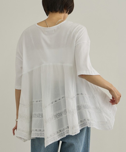 SALON adam et rope'(サロン アダム エ ロペ)の「【AAYUSHI(アユーシ)】バックスカーフハーフスリーブトップス(Tシャツ/カットソー・レディース・ホワイト/ブラック・FREE)」の7枚目の写真