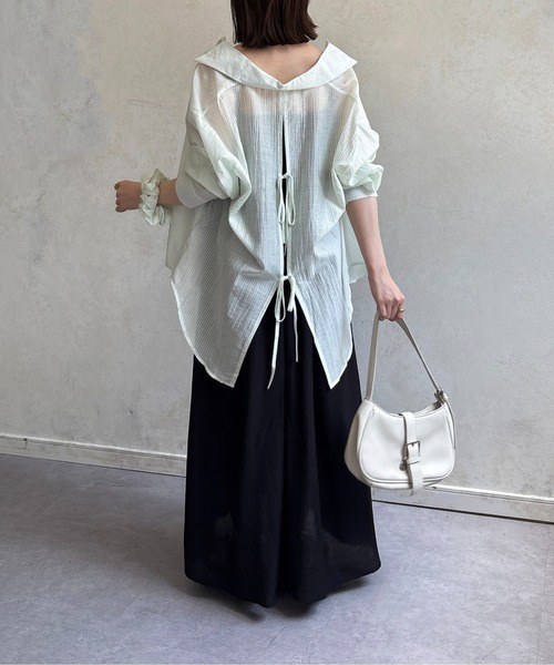 Thevon(ゼボン)の「リネン混キャミワンピース(ワンピース・レディース・オリーブ/ベージュ/ブラック・FREE)」の5枚目の写真