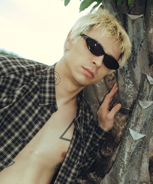HUF（ハフ）の「HUF EYEWEAR CLAW WRAP（サングラス・メンズ・ブラック系その他・O/S）」の4枚目の写真