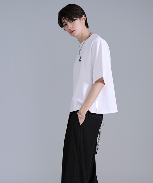 Ellno Loset(エルノロゼット)の「ロゴ刺繍ポンチTシャツ(Tシャツ/カットソー・メンズ・オフホワイト/ブラック・SMALL/MEDIUM/LARGE)」の12枚目の写真
