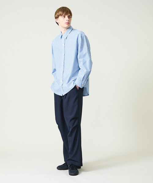 ABAHOUSE(アバハウス)の「【JAMES FABRIC】サイドガゼット レギュラーカラーシャツ / オーバーサイズ(シャツ/ブラウス・メンズ・ブルー/ダークネイビー/ホワイト・48/46)」の4枚目の写真