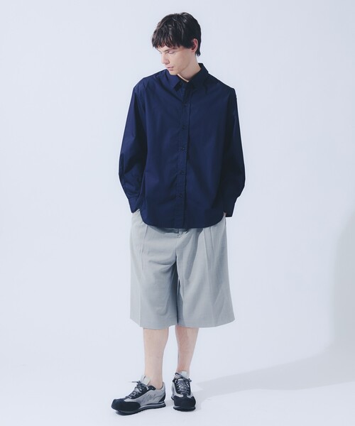 ABAHOUSE(アバハウス)の「【JAMES FABRIC】サイドガゼット レギュラーカラーシャツ / オーバーサイズ(シャツ/ブラウス・メンズ・ブルー/ダークネイビー/ホワイト・48/46)」の4枚目の写真