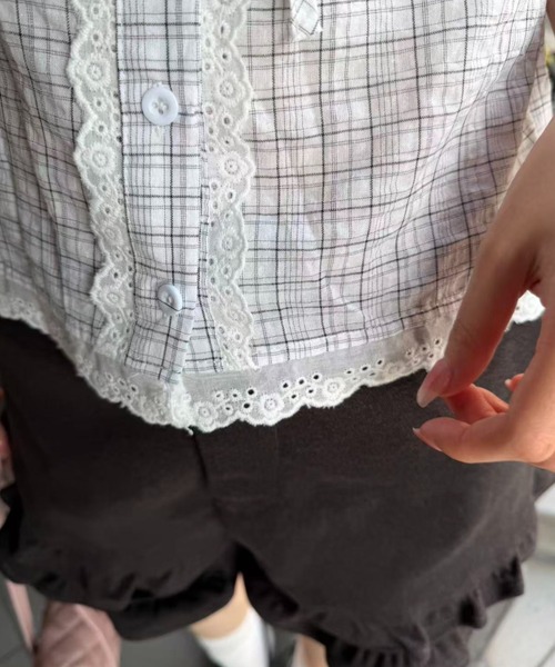 mebole(メボレ)の「check round collar blouse(シャツ/ブラウス・レディース・ネイビー/ホワイト/ブルー・FREE)」の11枚目の写真