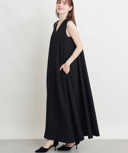 PICCIN PERLA(ピッチンペルラ)の「ラメ織フロッキードットジャンパースカート(ジャンパースカート・レディース・ブラック/グレー・M)」の6枚目の写真