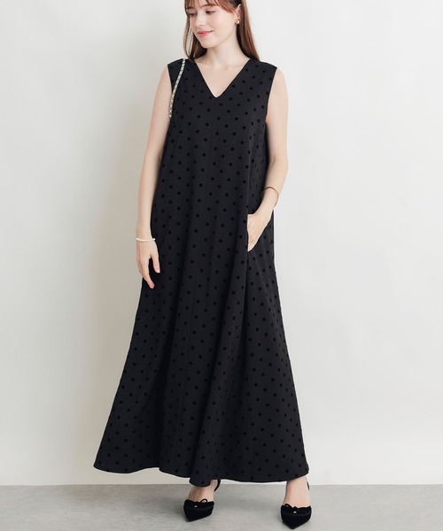 PICCIN PERLA(ピッチンペルラ)の「ラメ織フロッキードットジャンパースカート(ジャンパースカート・レディース・ブラック/グレー・M)」の5枚目の写真