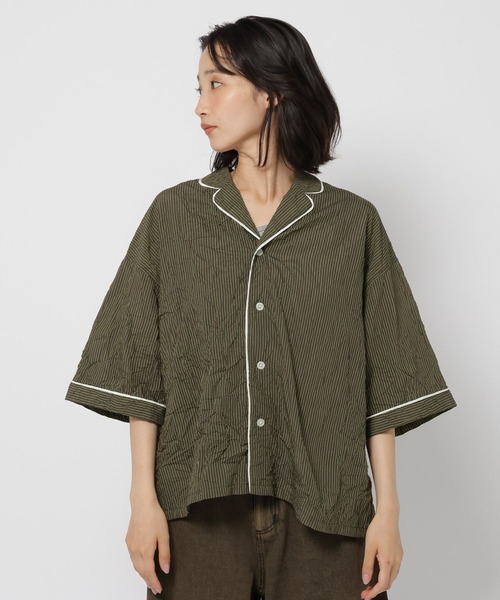 niko and...(ニコアンド)の「ワッシャーストライプシャツ(シャツ/ブラウス・レディース・ライトブルー/ブラウン・LARGE/MEDIUM)」の4枚目の写真