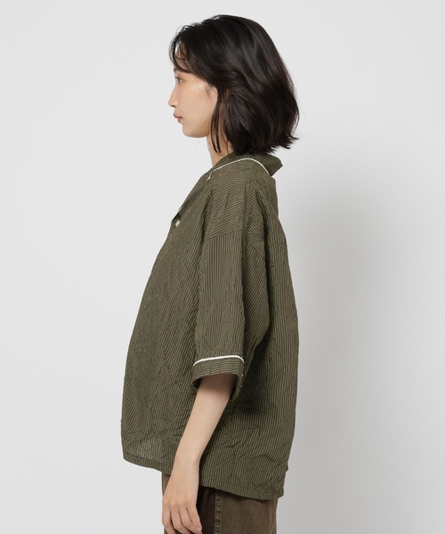 niko and...(ニコアンド)の「ワッシャーストライプシャツ(シャツ/ブラウス・レディース・ライトブルー/ブラウン・LARGE/MEDIUM)」の5枚目の写真
