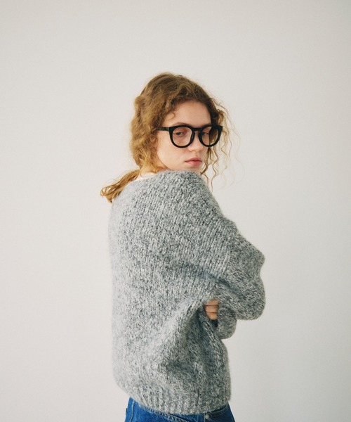full/fill.（フルフィル）の「mix yarn v neck knit / ミックスヤーンVネックニット（ニット/セーター・レディース・パープル/グレー・FREE）」の6枚目の写真