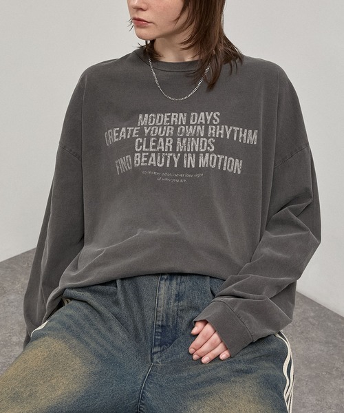 Alfred Alex(アルフレッドアレックス)の「【Alfred Alex】Vintage Statement L/S Tee / ヴィンテージライク メッセージプリント ロンT(Tシャツ/カットソー・メンズ・ブラック/ブラック系/ブルー/グレー・L/M)」の6枚目の写真
