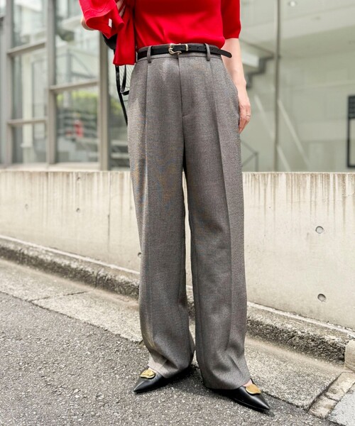 NOLLEY’S（ノーリーズ）の「《セットアップ対応》ウォッシャブルシャーク愛されセミワイドパンツ（その他パンツ・レディース・ブラウン/ネイビー/グレイッシュベージュ・34/36/38/40）」の2枚目の写真