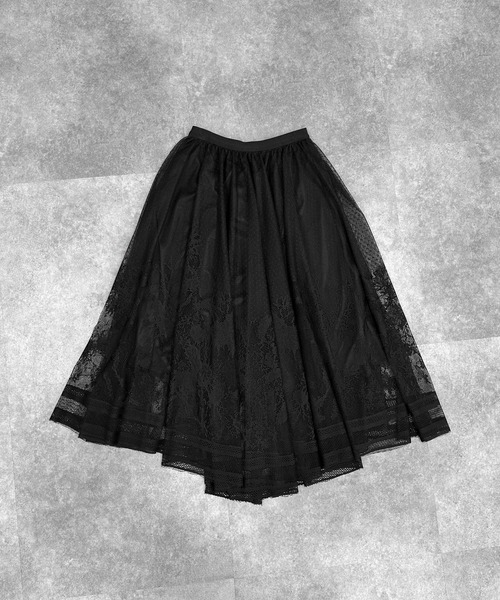 LVEU.(ラブユ.)の「【LVEU.】レースフレアロングスカート / ボトムス スカート レース フレア シアー シック 総レース ロング ブラック ZOZOTOWN限定(スカート・レディース・ブラック・FREE)」の3枚目の写真