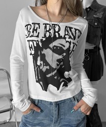 【コーデのアクセントに】ヴィンテージグラフィックTシャツ/長袖 トップス ボートネック ルーズネック フロントデザイン プリント ストレッチ 伸縮性 レイヤード 着痩せ 吸湿性 華奢見え 海外ガール カジュアル シンプル メンズライク ストリート 韓国 2カラー ブラック ホワイト 秋 冬 春