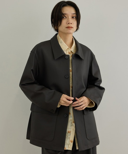 SALON adam et rope'(サロン アダム エ ロペ)の「ラムレザーカバーオール / セットアップ対応(カバーオール・レディース・ベージュ/ダークブラウン・FREE)」の9枚目の写真