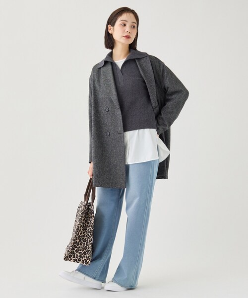 INDIVI（インディヴィ）の「【顔まわりスッキリ】ショールカラー ミドル丈コート（チェスターコート・レディース・ブラック系その他4/ナチュラル・36/38/40/05/13/19/15 ）」の11枚目の写真