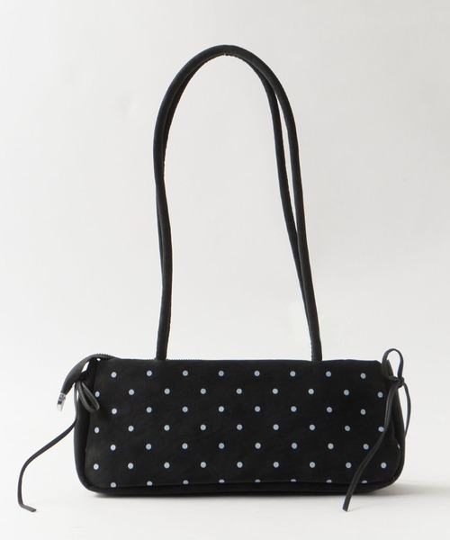 Chick(チック)の「Dot Ribbon Square Shoulder Bag with Charm / チャーム付き ドット柄 リボン スクエア ショルダーバッグ 横長 ガーリー フェミニン レディース 2026年 夏 夏服(ショルダーバッグ・レディース・レッド/ブラック/ホワイト・FREE)」の8枚目の写真