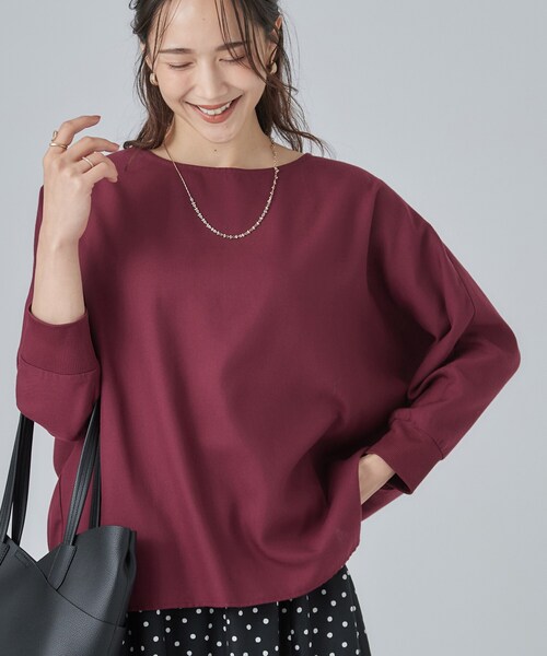 SHOO・LA・RUE(シューラルー)の「【着丈選べる/洗濯後しわになりにくい】インせず着られる ドルマンブラウス(シャツ/ブラウス・レディース・チャコール/イエロー/ボルドー/ブルー系その他/ダークブラウン系6/ダークブラウン系2/ブラック系6/ホワイト系9/ホワイト系5/ブルー系その他7/ブラック/チャコールグレー/ワイン系2/イエロー系6/ベージュ系6/ベージュ系1・00)」の15枚目の写真
