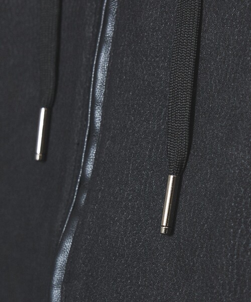 5351 POUR LES HOMMES(ゴーサンゴーイチプールオム)の「【セットアップ対応】エンボス ストレッチ スウェード ジップ フーディー(パーカー・メンズ・チャコールグレー/ブラック・50/48/46/44)」の20枚目の写真