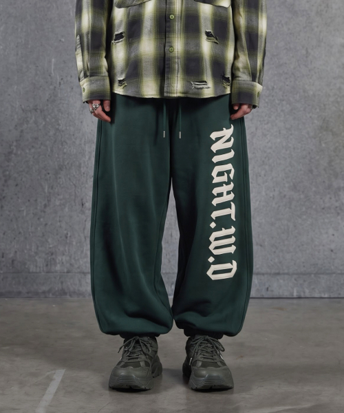 NIGHTWORKDEPT(ナイトワークデプト)の「NIGHT LEAGUE SWEATPANTS_GREEN(その他パンツ・レディース・その他・FREE)」の1枚目の写真