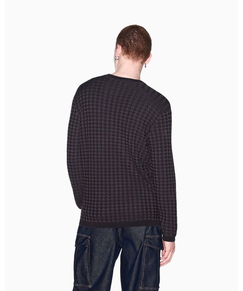 ARMANI EXCHANGE(アルマーニエクスチェンジ)の「【A|X アルマーニ エクスチェンジ】ハウンドトゥース ニットプルオーバー(ニット/セーター・メンズ・ダークネイビー/チャコールグレー・LARGE/X-SMALL/X-LARGE/SMALL/MEDIUM)」の17枚目の写真