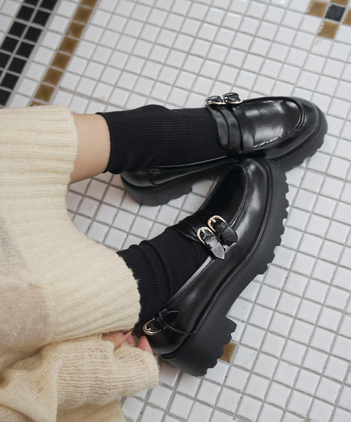 FLAT(フラット)の「KARIN TAKUBO×LE TALONアツゾコベルトローファー(ローファー・レディース・ブラウン/ブラック・24.5cm/24cm/23.5cm/23cm/22.5cm/22cm/25cm)」の6枚目の写真