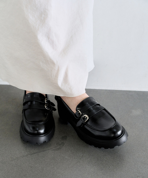 FLAT(フラット)の「KARIN TAKUBO×LE TALONアツゾコベルトローファー(ローファー・レディース・ブラウン/ブラック・24.5cm/24cm/23.5cm/23cm/22.5cm/22cm/25cm)」の12枚目の写真