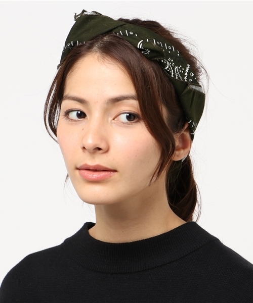 lala Born（ララボーン）の「【lala Born】バンダナ（バンダナ/スカーフ・レディース・ブラック/ライトブルー/レッド/ブルー/ミント/ラベンダー/イエロー/オレンジ/ホワイト/グリーン/ピンク/ネイビー/モカ/モスグリーン/ベージュ/カーキ/ワイン・FREE）」の8枚目の写真