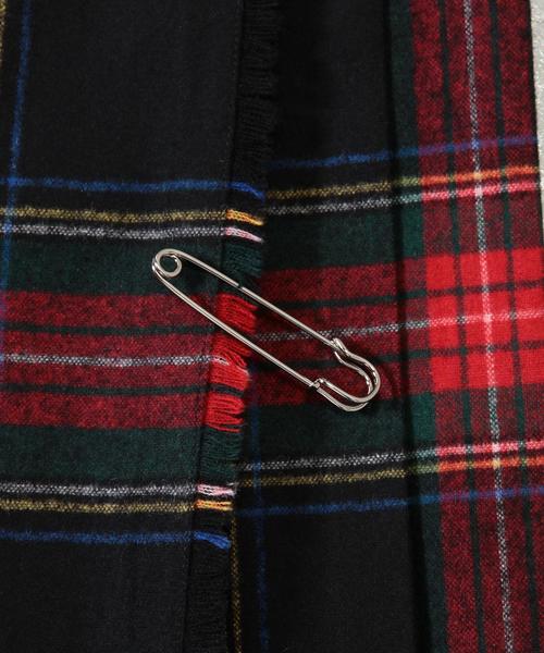 O'NEILL（オニール）の「＜O'NEIL OF DUBLIN＞BLACK STEWART QUILT SKIRT/ｽｶｰﾄ（スカート・レディース・レッド・10/8）」の9枚目の写真