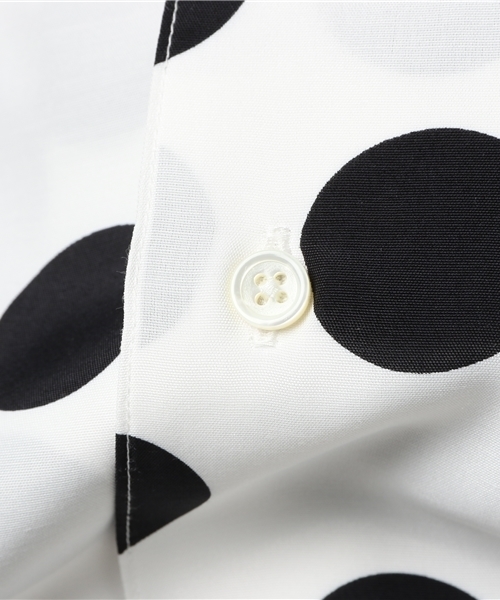 SHIPS JET BLUE（シップスジェットブルー）の「SHIPS JET BLUE: オープンカラー ドットシャツ（シャツ/ブラウス・メンズ・ホワイト/ネイビー・MEDIUM/LARGE）」の9枚目の写真