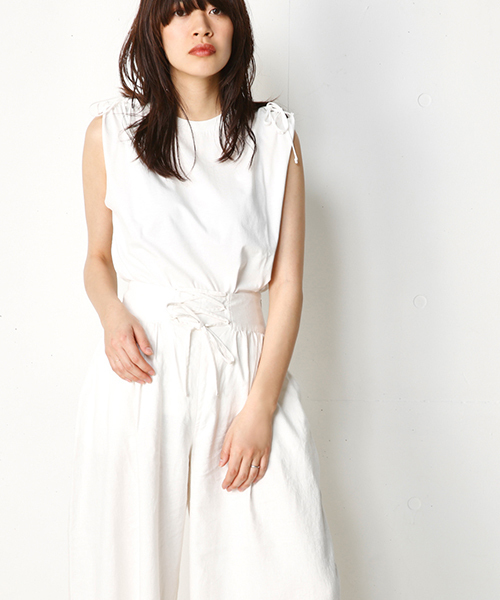 SLY(スライ)の「SHOULDER RIBBON T/T(タンクトップ・レディース・カーキ/オフホワイト/レッド/ブラック・FREE)」の1枚目の写真