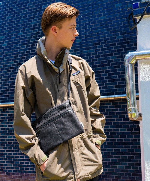 ADAM PATEK（アダムパテック）の「ADAM PATEK/HEATHERED NYLON sacoche（ショルダーバッグ・メンズ・ブラック/グレー/ダークグレー・FREE）」の22枚目の写真