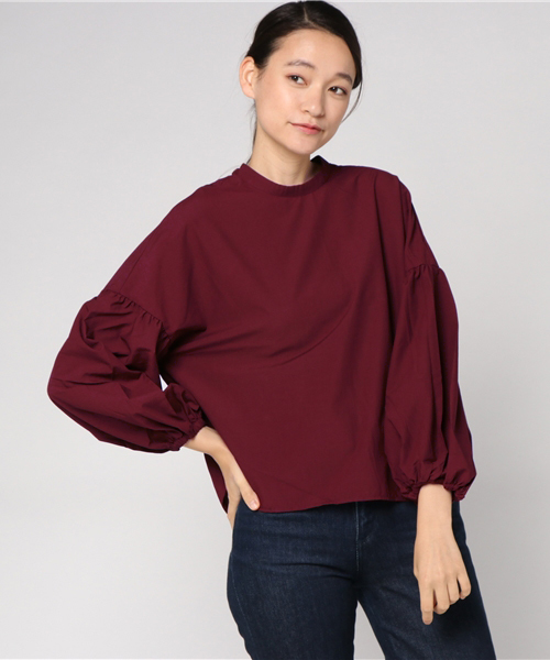 earth music&ecology(アースミュージックアンドエコロジー)の「・ハイネックボリュームスリーブブラウス(シャツ/ブラウス・レディース・オフホワイト/ブラック/ボルドー/キャメル・FREE)」の4枚目の写真