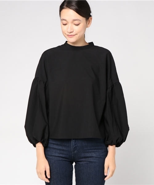 earth music&ecology(アースミュージックアンドエコロジー)の「・ハイネックボリュームスリーブブラウス(シャツ/ブラウス・レディース・オフホワイト/ブラック/ボルドー/キャメル・FREE)」の9枚目の写真