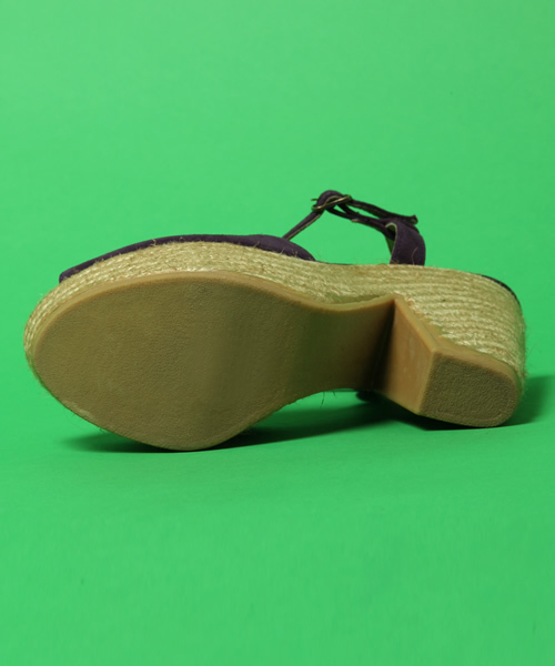 Soareak（ソアリーク）の「【Gaimo】 Tストラップサンダル（サンダル・レディース・パープル/キャメル・38/37/36）」の4枚目の写真