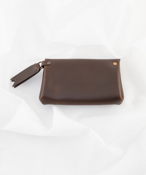 BICASH（ビカーシ）の「【BICASH/ビカーシ】レザーマルチケース/#B621